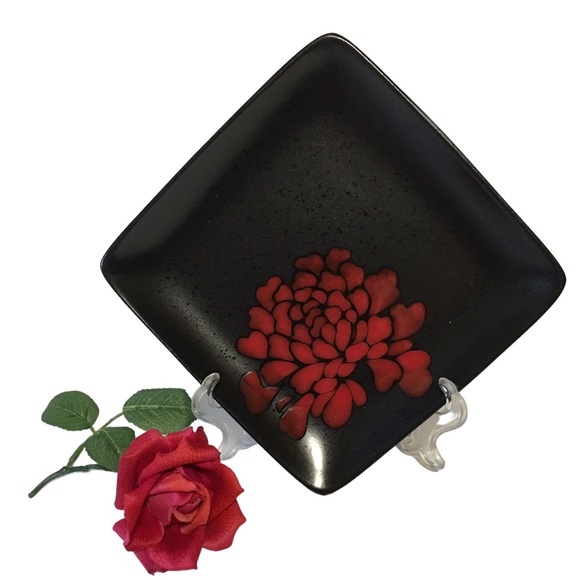 Gibson elite Zinnia Bloom square plate 7.75” 1 Zinnia flower brown rust - Picture 1 of 15